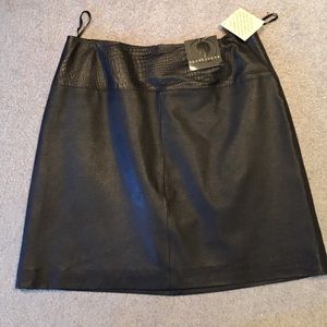 Black Leather Skirt 8 Lined 17 3/4" long. NWOT.